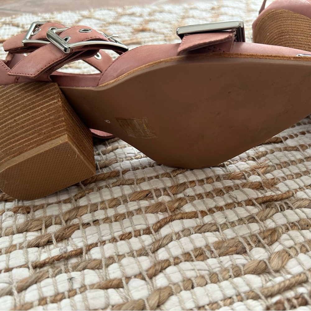 Fun shoe